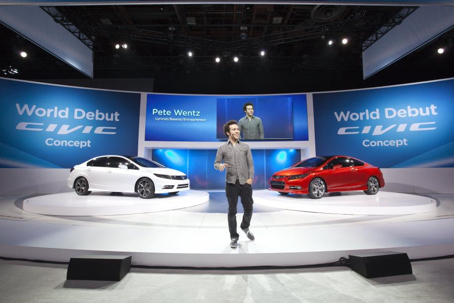  Honda Civic Si Concept 2011 года  (фото 40 из 45)